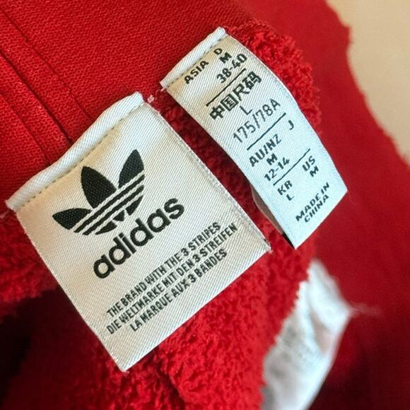 Adidas Originals Adidas Womens Knit Shorts Red Jennie Blackpink Size Medium - Picture 4 of 4